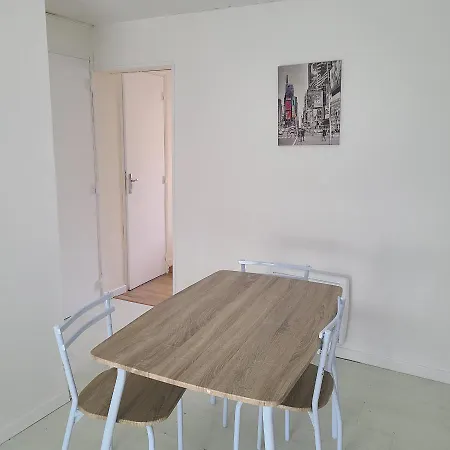 Apartment Place Keruscun T1 Avec Internet